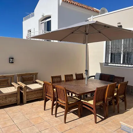 Beautiful Sahara, Bbq אדחה