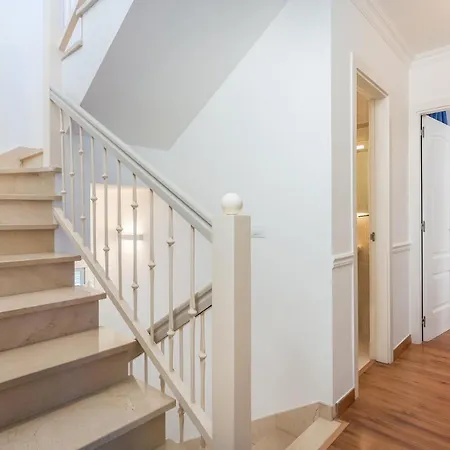 Beautiful Sahara, Bbq Villa