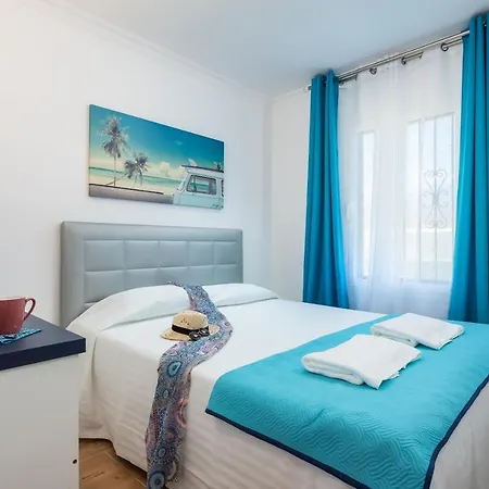 Beautiful Sahara, Bbq Villa