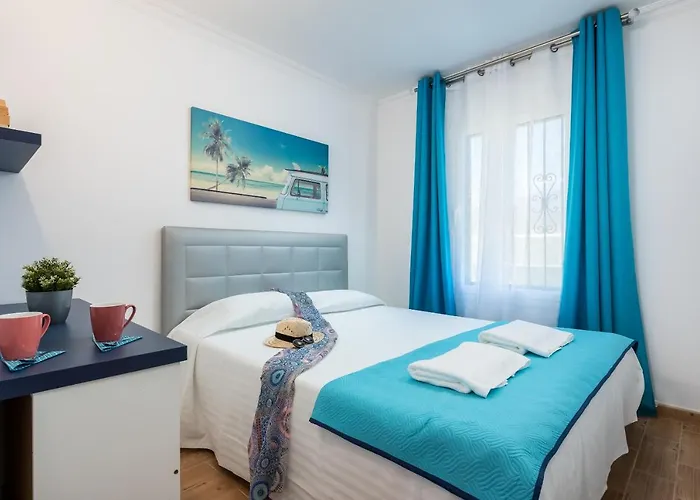 Beautiful Sahara, Bbq Βίλα